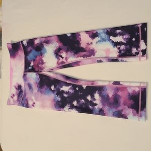 Lululemon Blooming Pixie WU Crop, Size 4